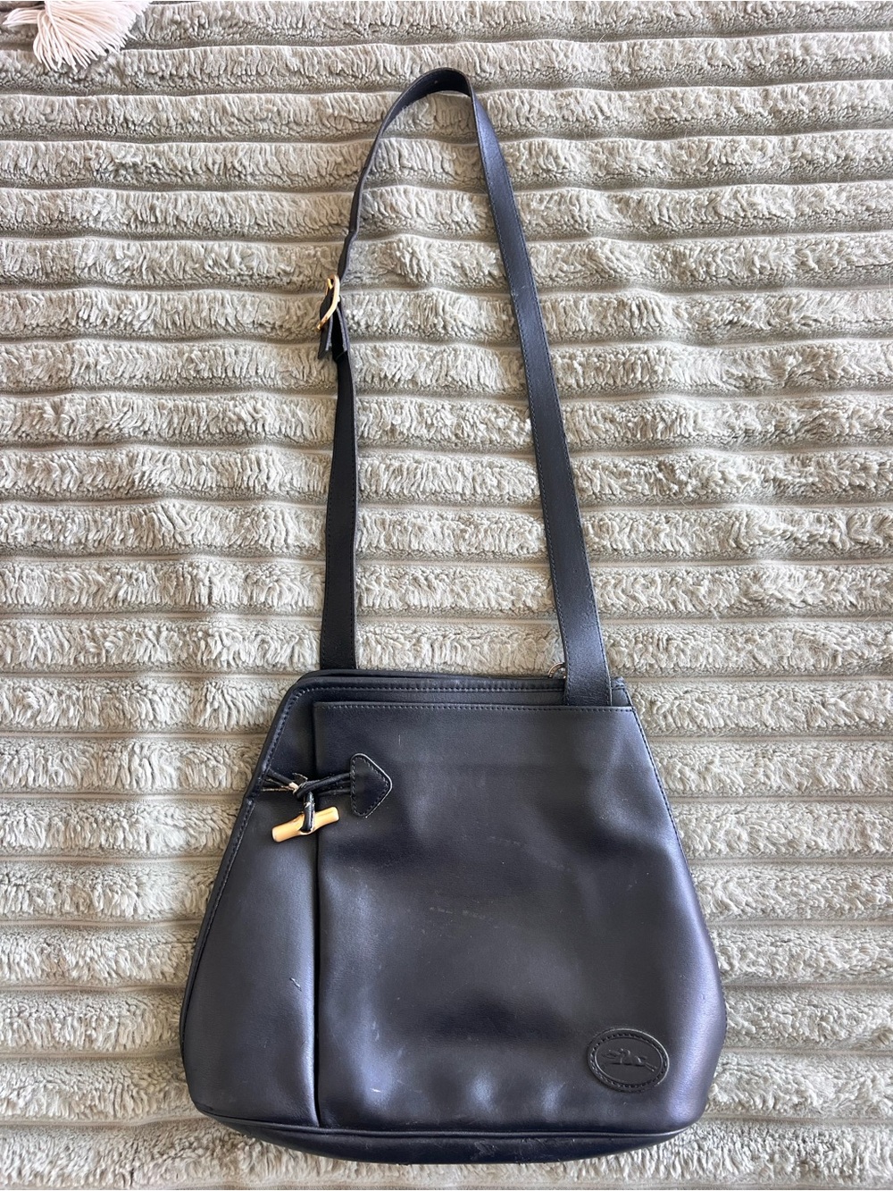 Longchamp Paris Roseau Leather Shoulder Bucket Bag Black Leather